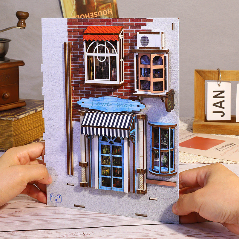 Whimsical Shelf™ - Crown Street